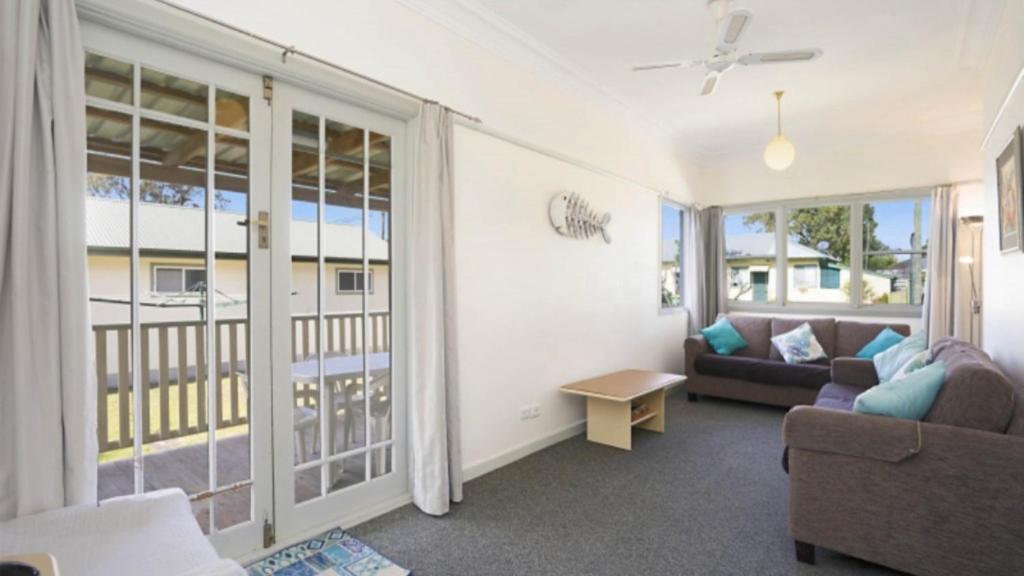 Beachhouse Barrenjoey Ettalong Beach, Ettalong Beach (updated prices