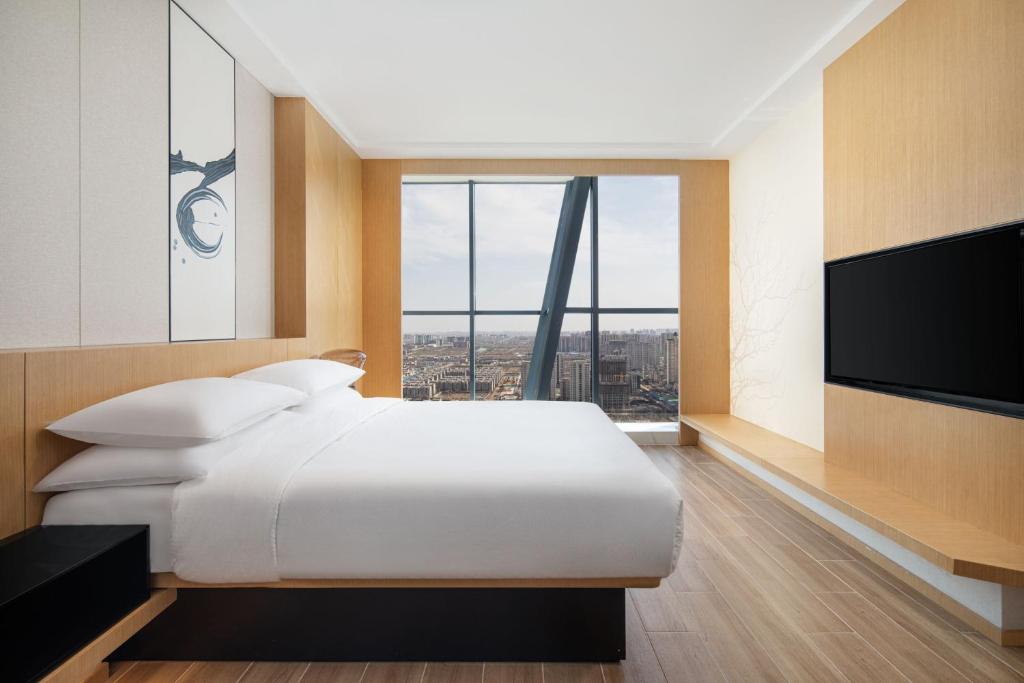 Fairfield by Marriott Shijiazhuang High-Tech Zone - Fairfield, Suite, 1 King, City View