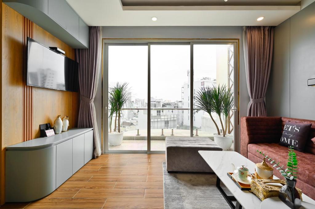 Penthouse Two-Bedroom City View