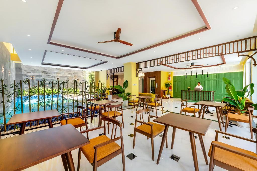 Hồ bơi trong/gần Chillax Old Town Villa
