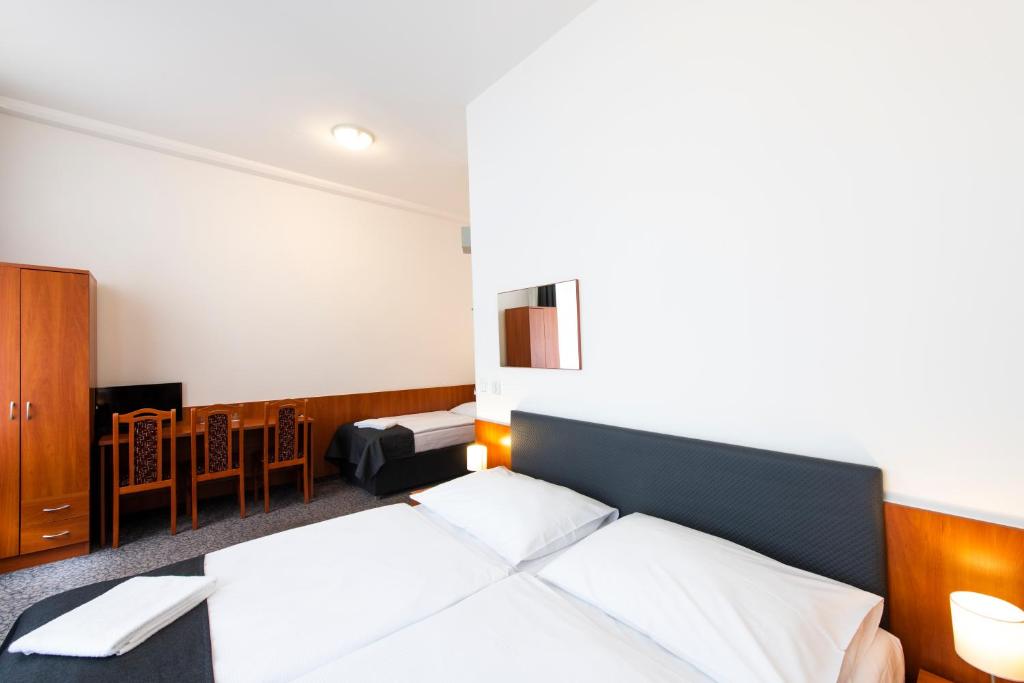 Hotel Zlatá Váha - Resim 30