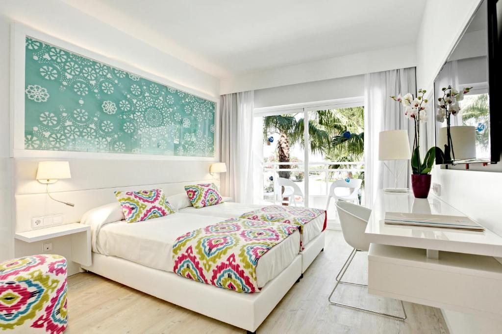 Grupotel Ibiza Beach Resort - Adults Only, Portinatx ...