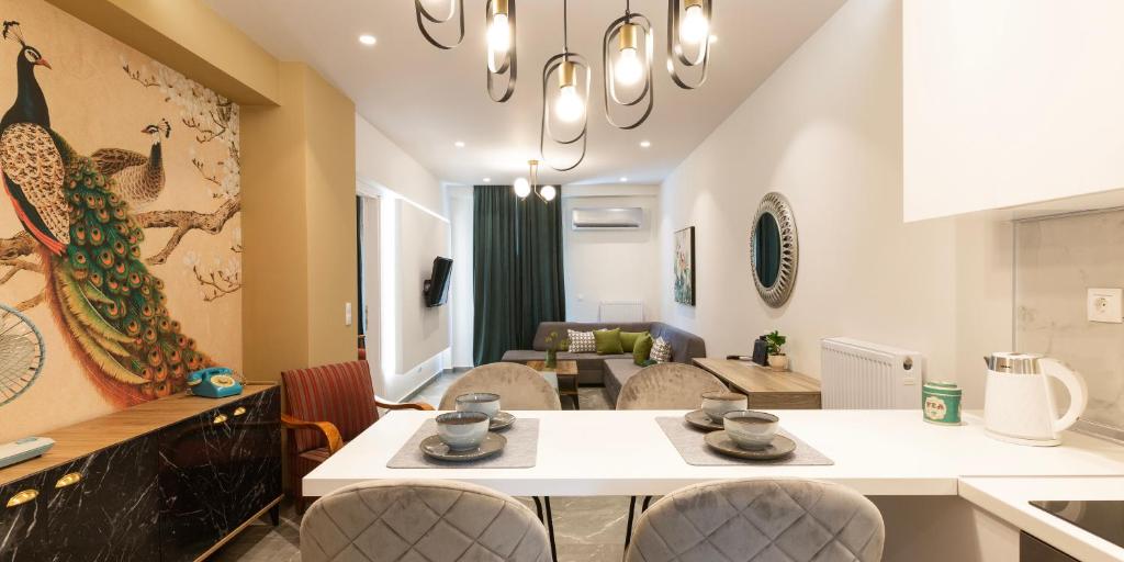 The Caravan Apartments - 15