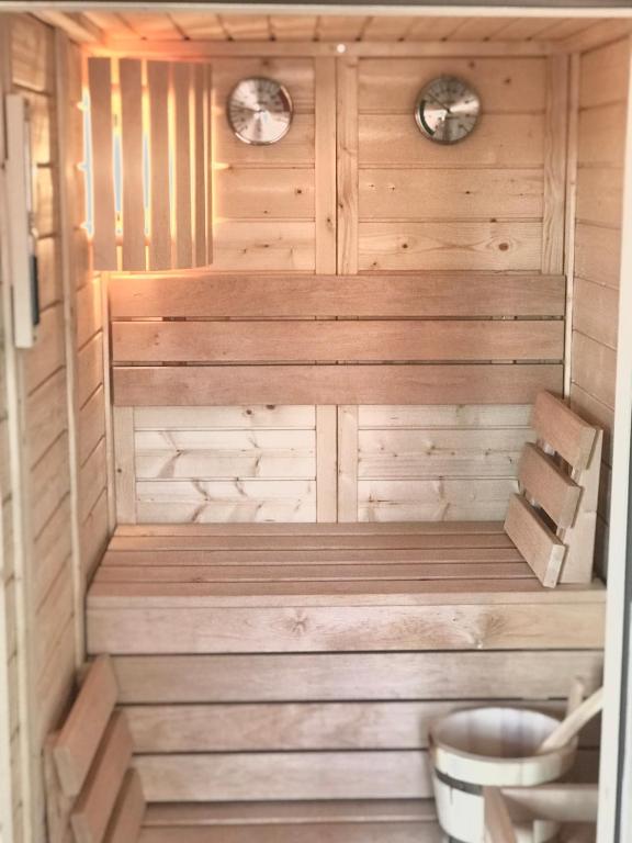 Appartement Le Verdoyant hyper centre avec Parking et Sauna – photo 16