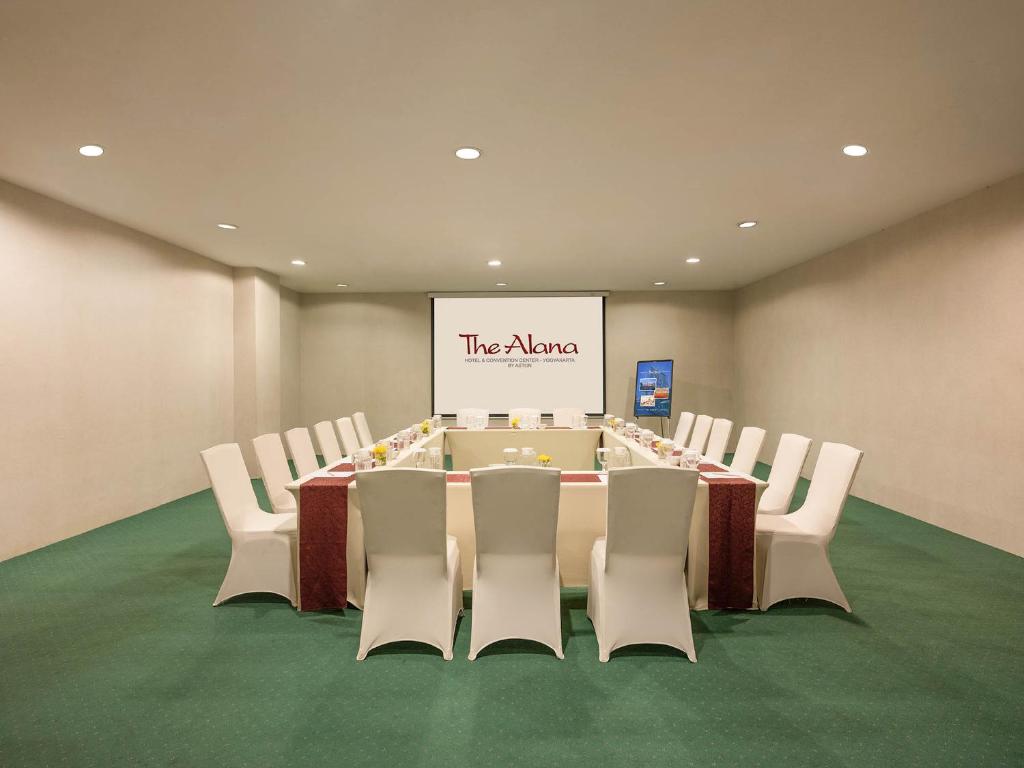 Konferenční prostory v ubytování The Alana Yogyakarta Hotel and Convention Center
