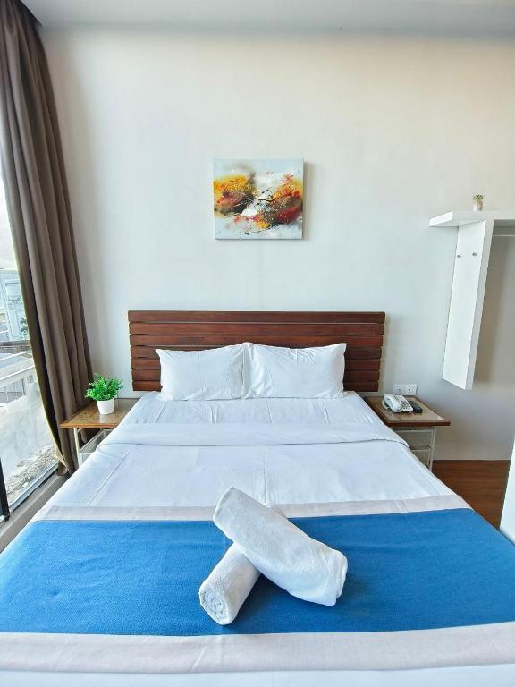 The Riverbank Hotel By MRVJ Business - Habitación Doble Con Vista Al Lago