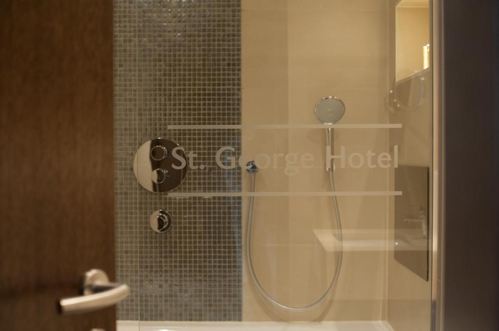St George's Hotel - Wembley - Resim 24