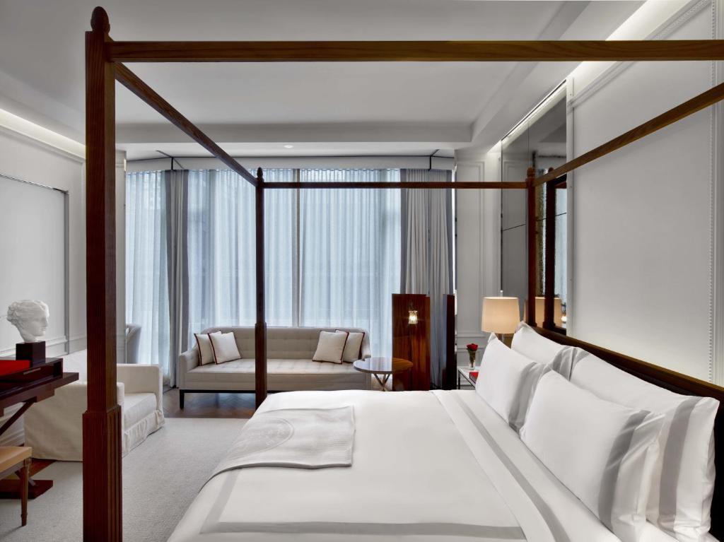 Baccarat Hotel and Residences New York - Grand Classic King