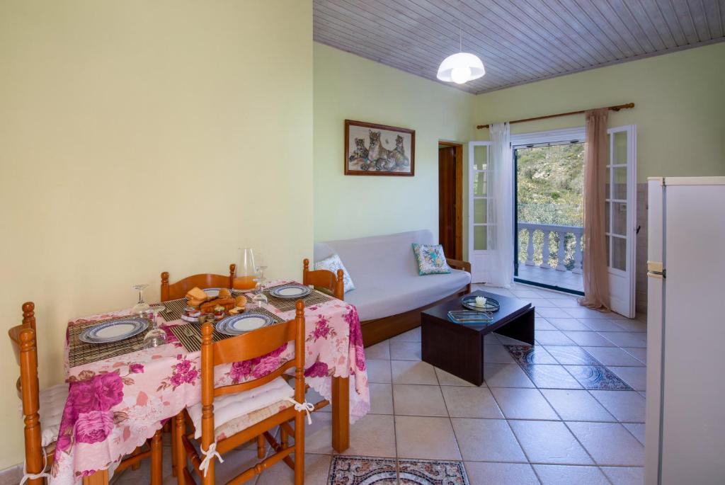 Ranias Case Dell Olivetto - 7