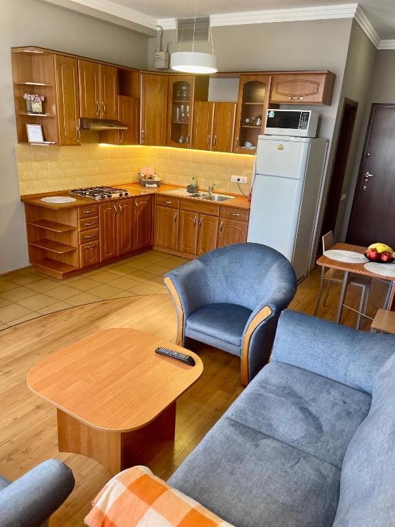 Arcada Apartments - Standard Apartment