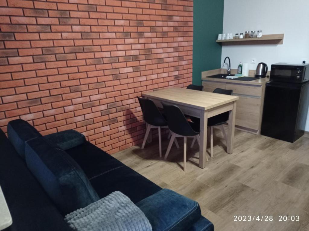 Loft Park Zator, lokalizacja przy wej Parku - 11