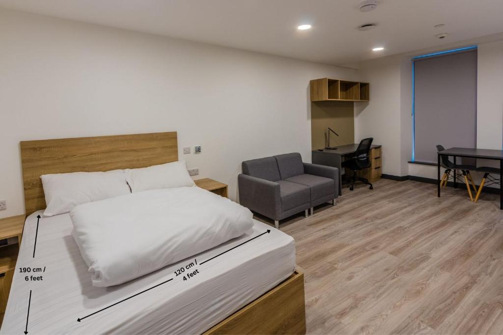 Postel nebo postele na pokoji v ubytování Destiny Student - Broga House Cork