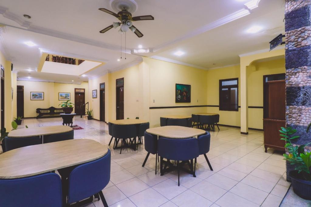 Restaurace v ubytování PIA Hotel Medan