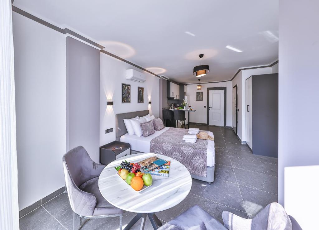 White House Apart - 10