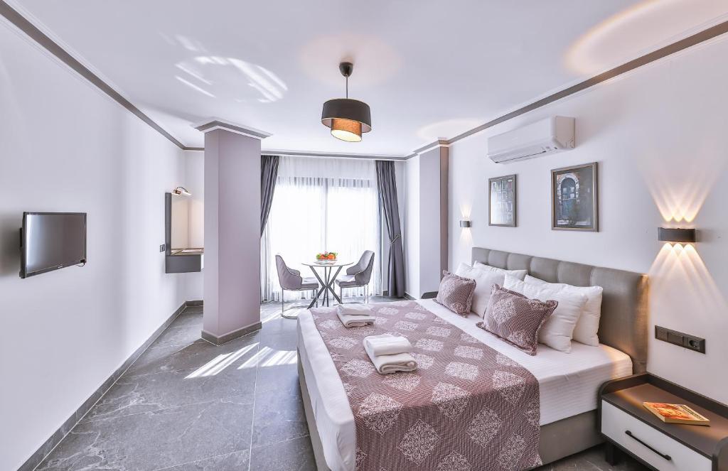 White House Apart - 12