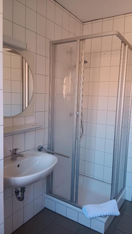 Mühlengasthof Landesbergen - Single Room With Private Bathroom