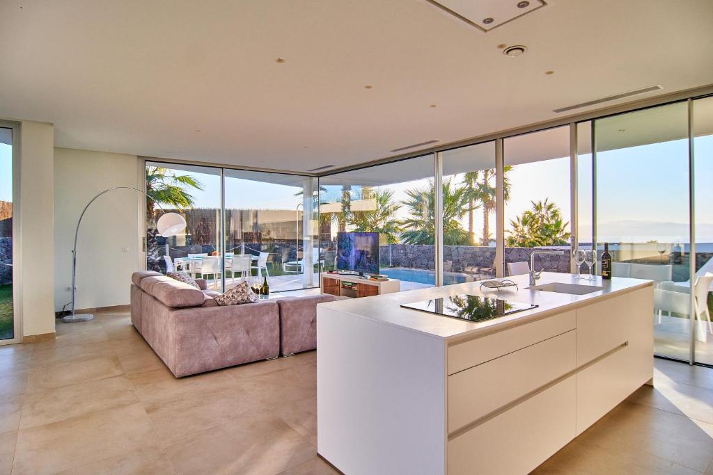 Luxury Villa in Abama - отзывы и видео