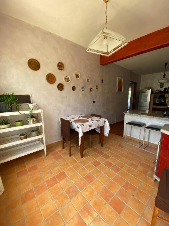 Kuchyňa alebo kuchynka v ubytovaní Villa Aurora