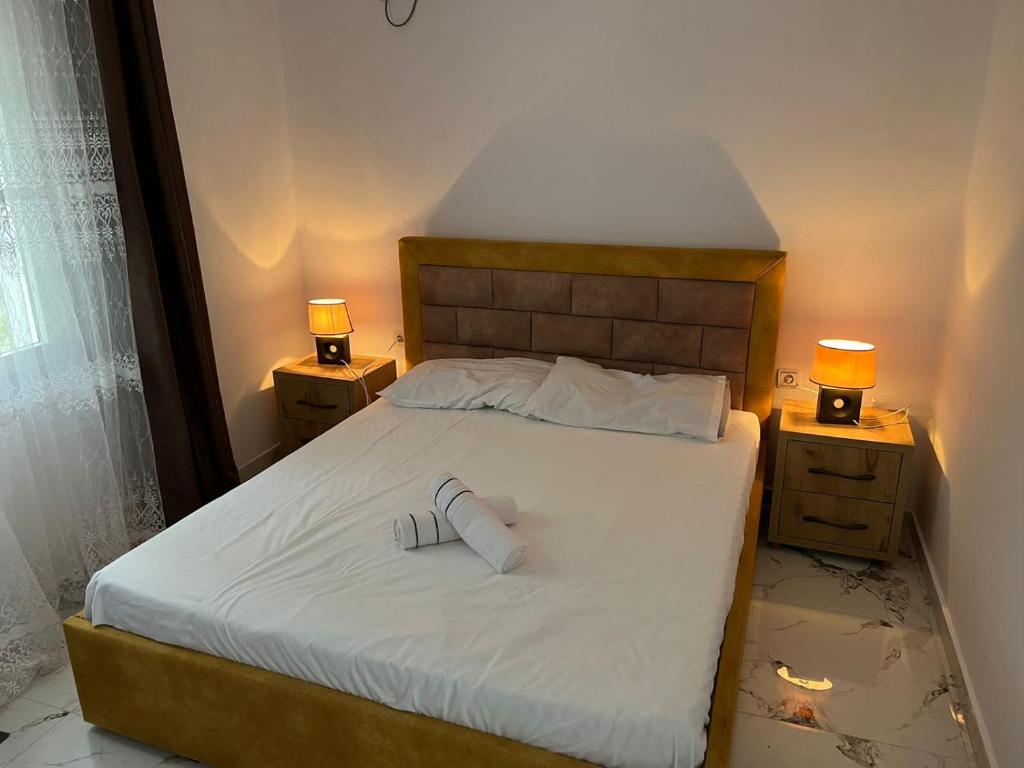 Village room - Image 2