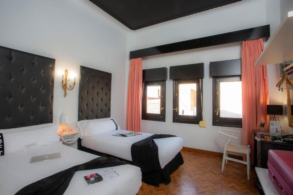 Casual del Teatro Madrid, Madrid – Updated 2023 Prices