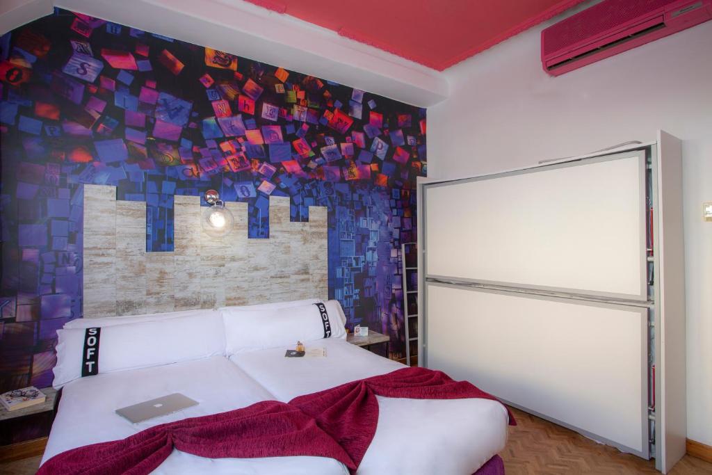 Casual del Teatro Madrid, Madrid – Updated 2023 Prices