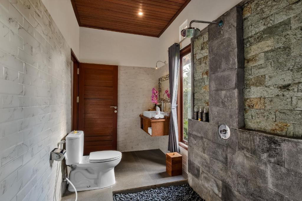 Ratni Ubud Villa - 7