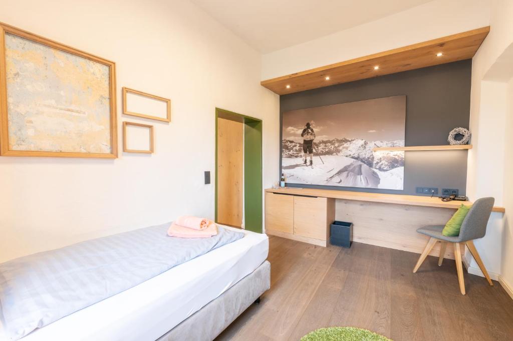 LANDHOTEL ALTE ZOLLSTATION- Historical Building - 舒适三人间 - 带淋浴