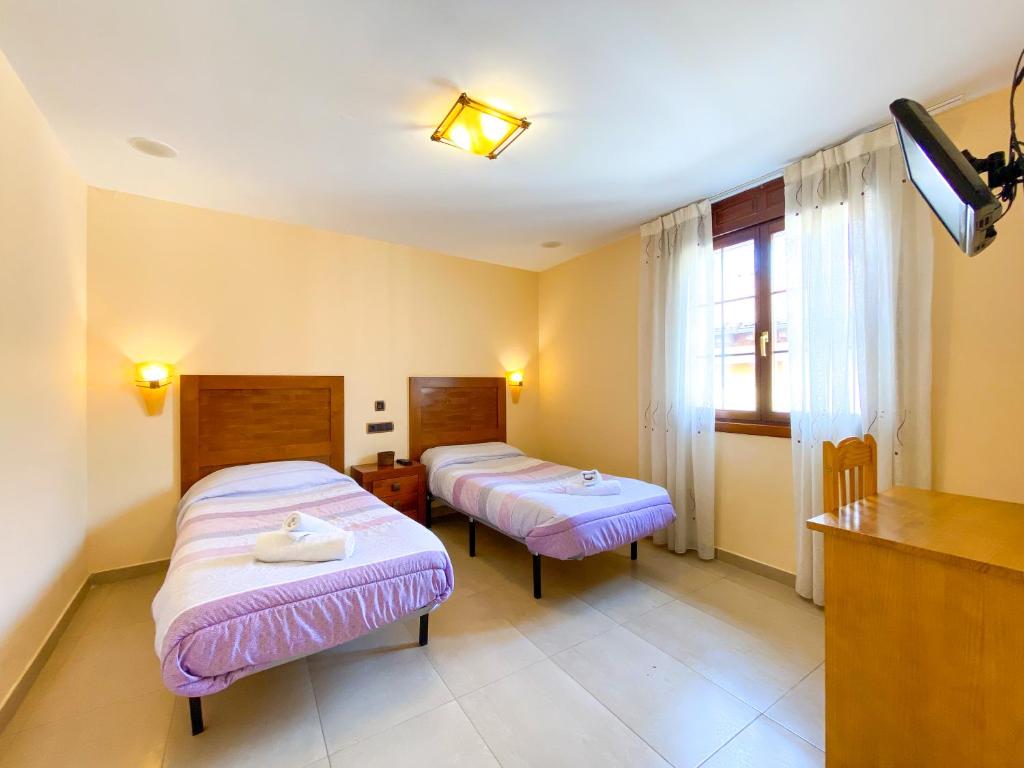 Hostal Restaurante Ainoa - Double Room