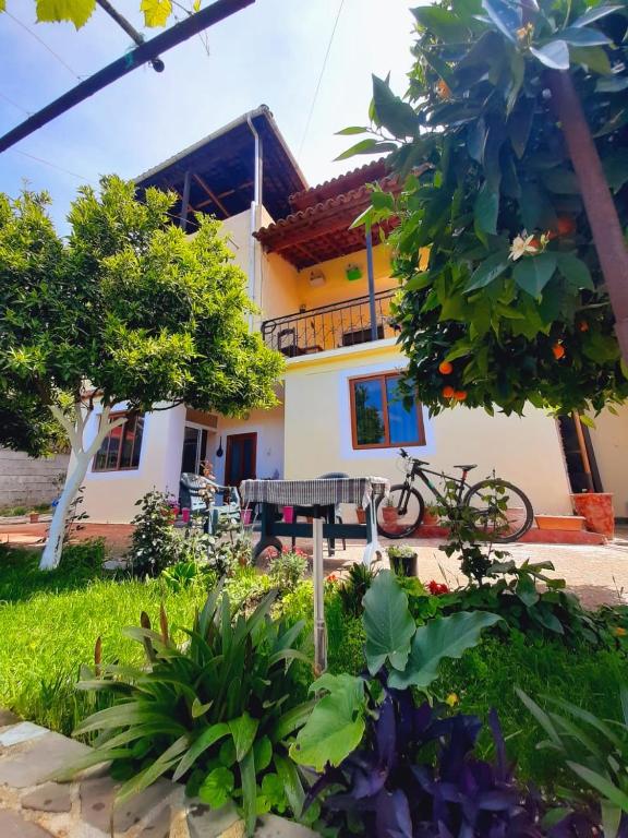 Guest House Noah&Kristel - Image 1