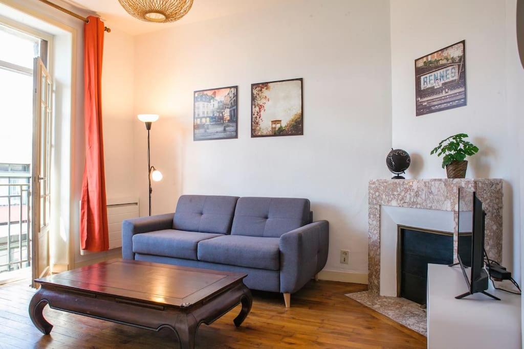 Posedenie v ubytovaní Appart Théâtre St Étienne Wi-Fi gratuit