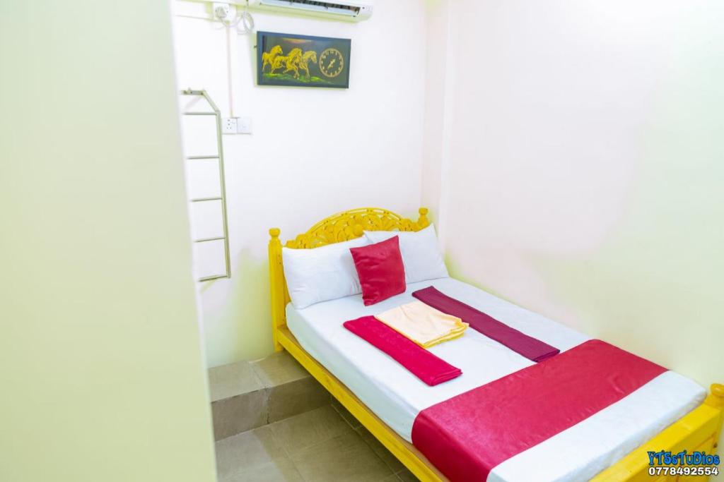 UK Inn Guest House - Lüks çift Kişilik Oda