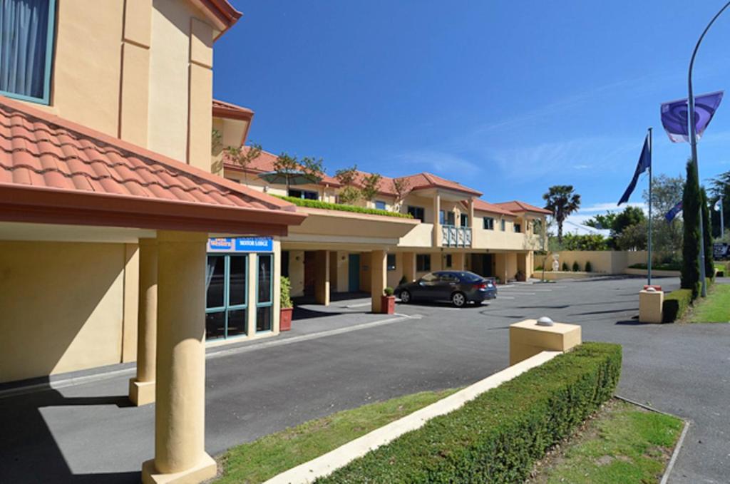 Tuscany Gardens Motor Lodge - Resim 11