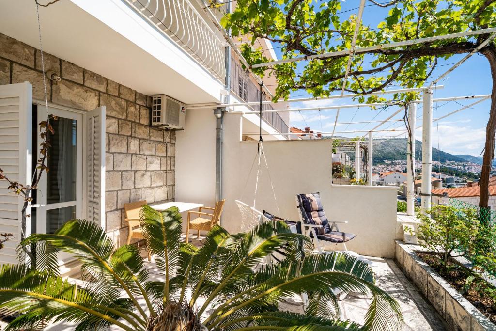 Rooms and Apartment Nike - 12