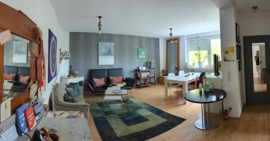 Komplette Wohnung, Elberfeld, FREi Parken, Garten, A46, Wuppertal