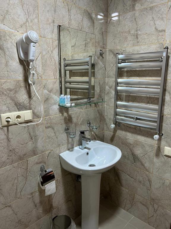 Koupelna v ubytování Hotel Khulo lnn