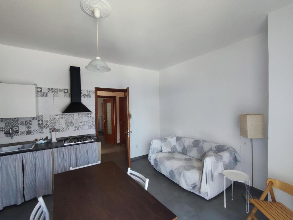 Kuchyň nebo kuchyňský kout v ubytování Stone Way Apartment