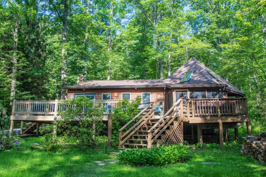 Cabin Dreams, Oakland (updated prices 2024)