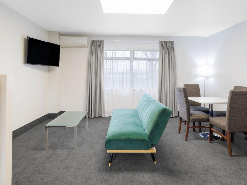 JetPark Hamilton Airport New Zealand - Resim 28