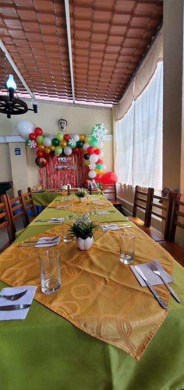 Restaurace v ubytování Hostal Bolívar Inn
