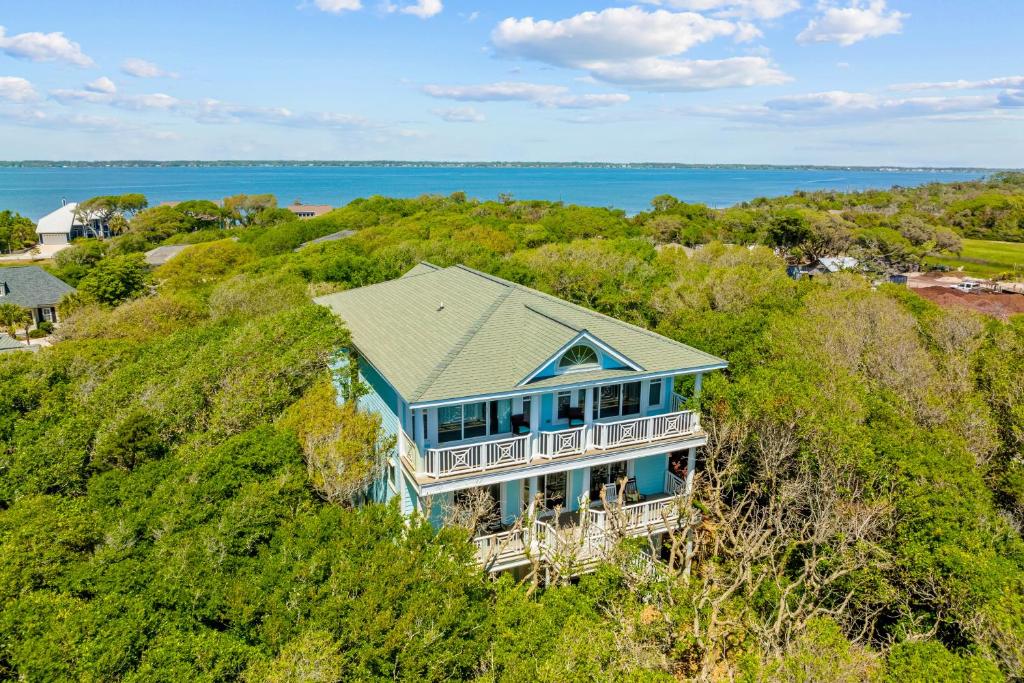 Egret Lake Escape, Pine Knoll Shores (updated prices 2024)