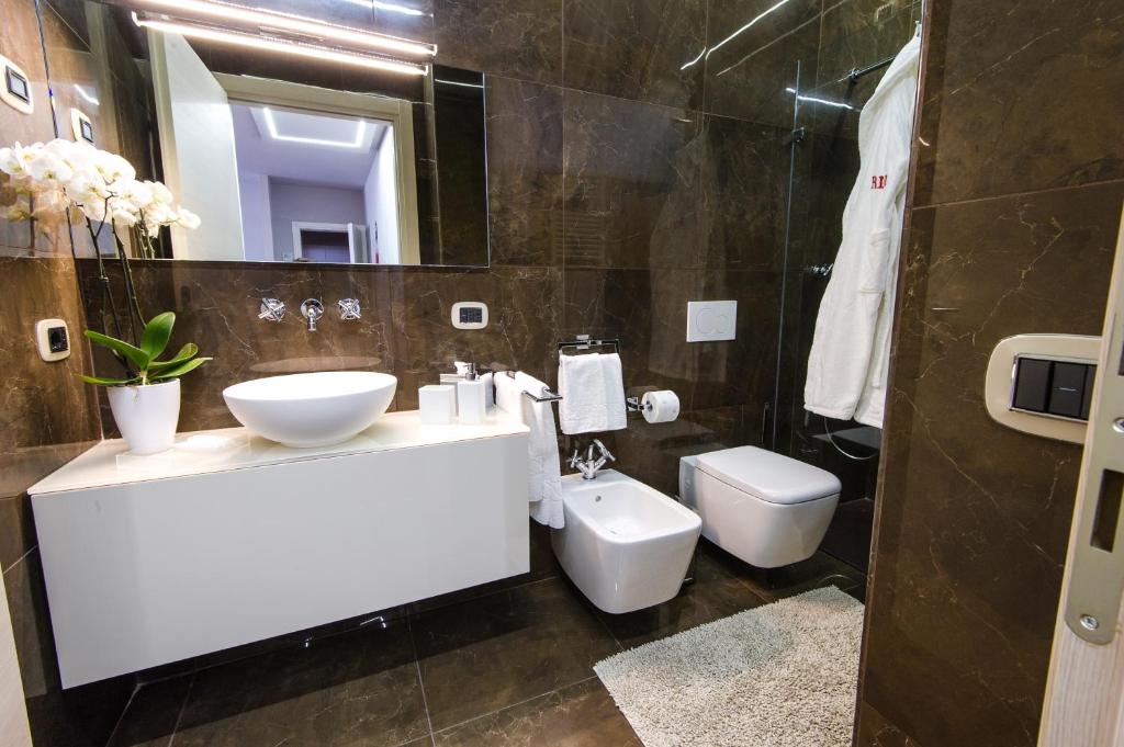 A bathroom at Italianflat - Arena di Verona Apartments