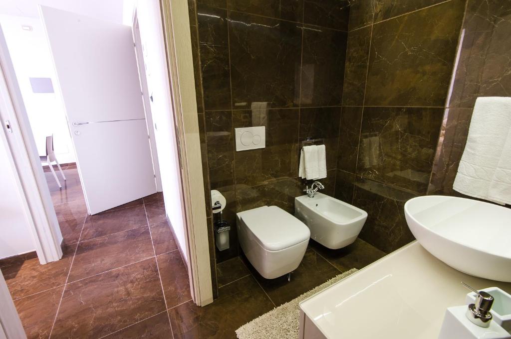 A bathroom at Italianflat - Arena di Verona Apartments