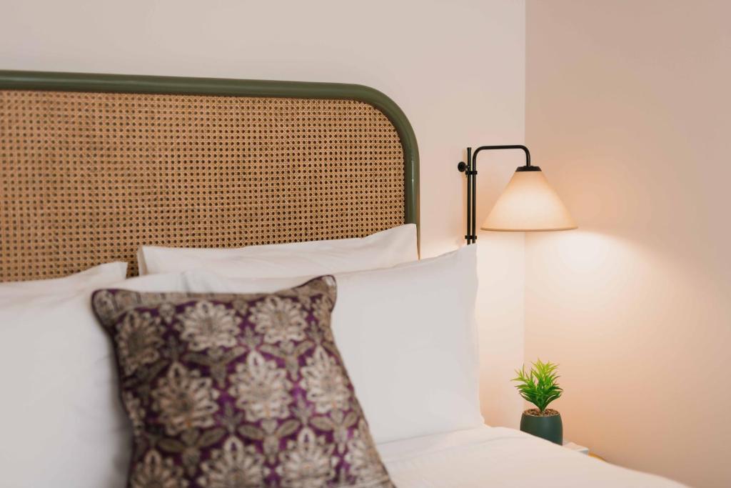 The Sarah by Urban Rest - Resim 20