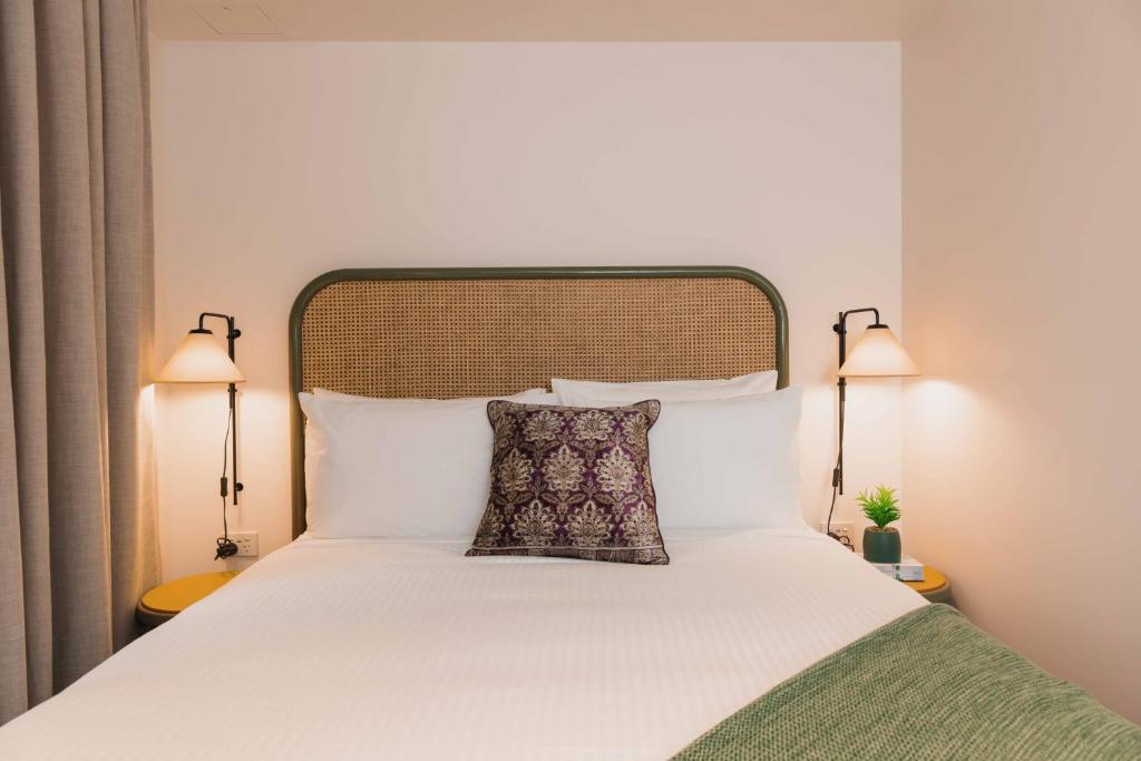 The Sarah by Urban Rest - Resim 15