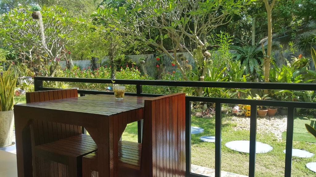 Zahrada ubytování Greenery Resort Koh Tao