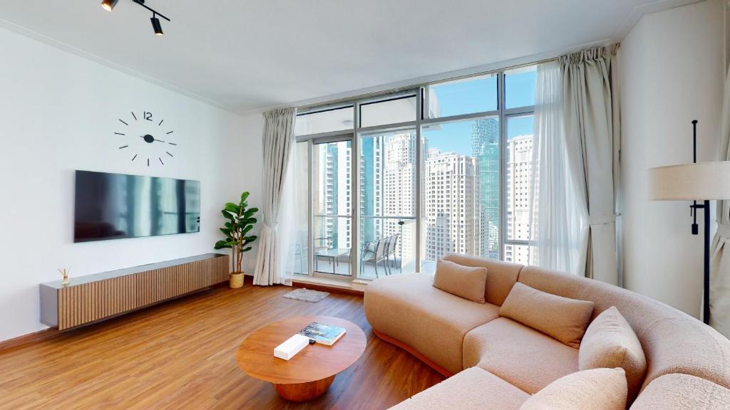 Primestay – Fully Upgraded 1BR in Dubai Marina, Promenade, Close to Beach