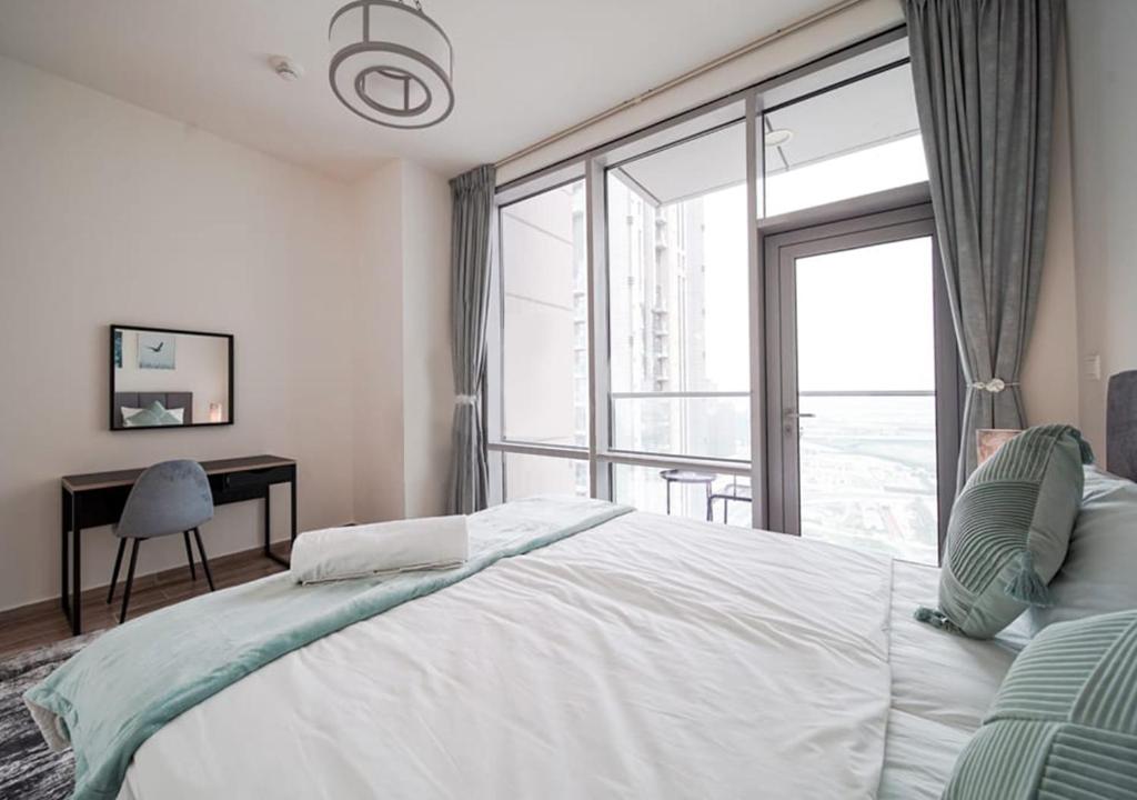 فضای داخلی The stylish Meera tower 3606 apartment in Al Habtoor city در دبی - تصویر ۳