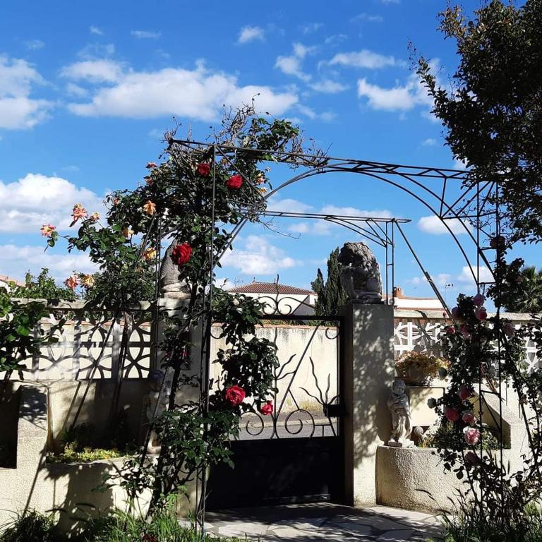 Vonkajšia záhrada v ubytovaní Belle maison 140 m2 à 15 mn de la mer 10 mn de Montpellier