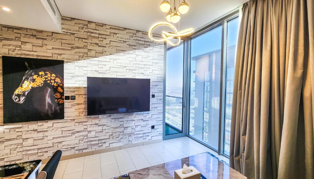 Fotografie z fotogalerie ubytování STAY BY LATINEM Luxury 1BR Holiday Home CVR B3202 near Burj Khalifa v Dubaji