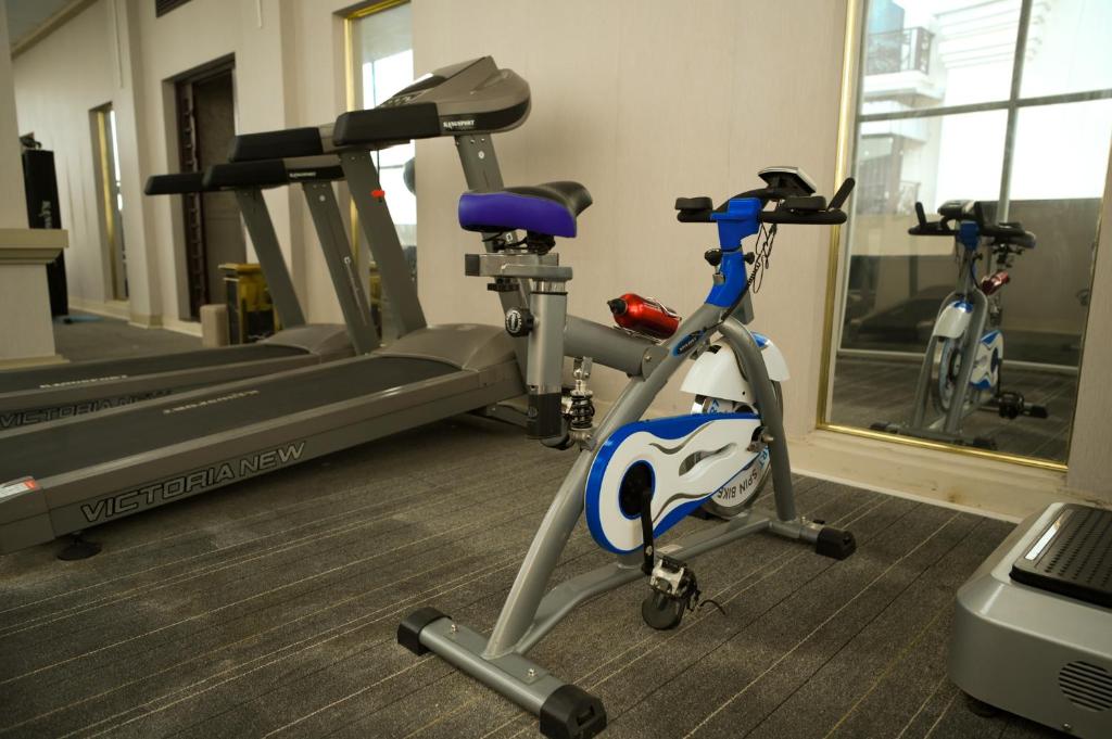 Fitness centrum a/nebo fitness zařízení v ubytování 东都明月酒店Dong Do Minh Nguyet